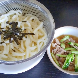 つるつる～　冷やし肉うどん